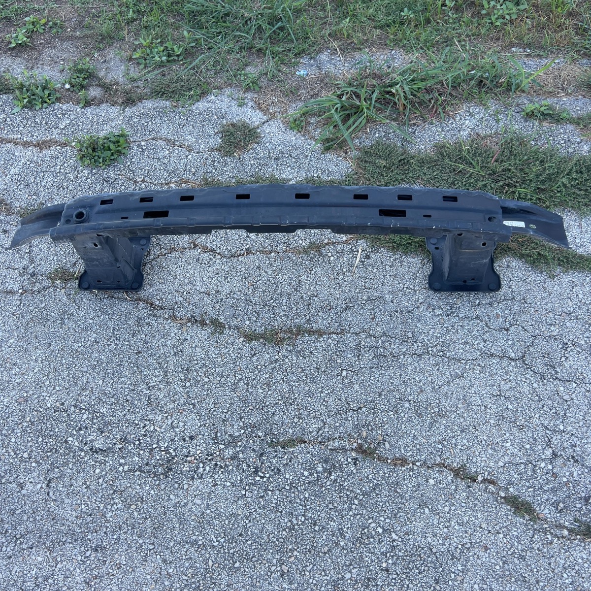 Mercedes-Benz bumper reinforcement