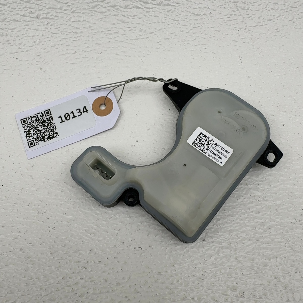 2017-2023 Tesla Model 3 Coolant Reservoir Expansion Tank Pump Motor Oem