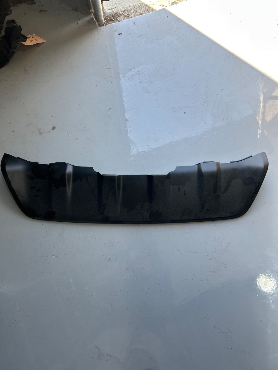 Land Rover rear bumper skid plate